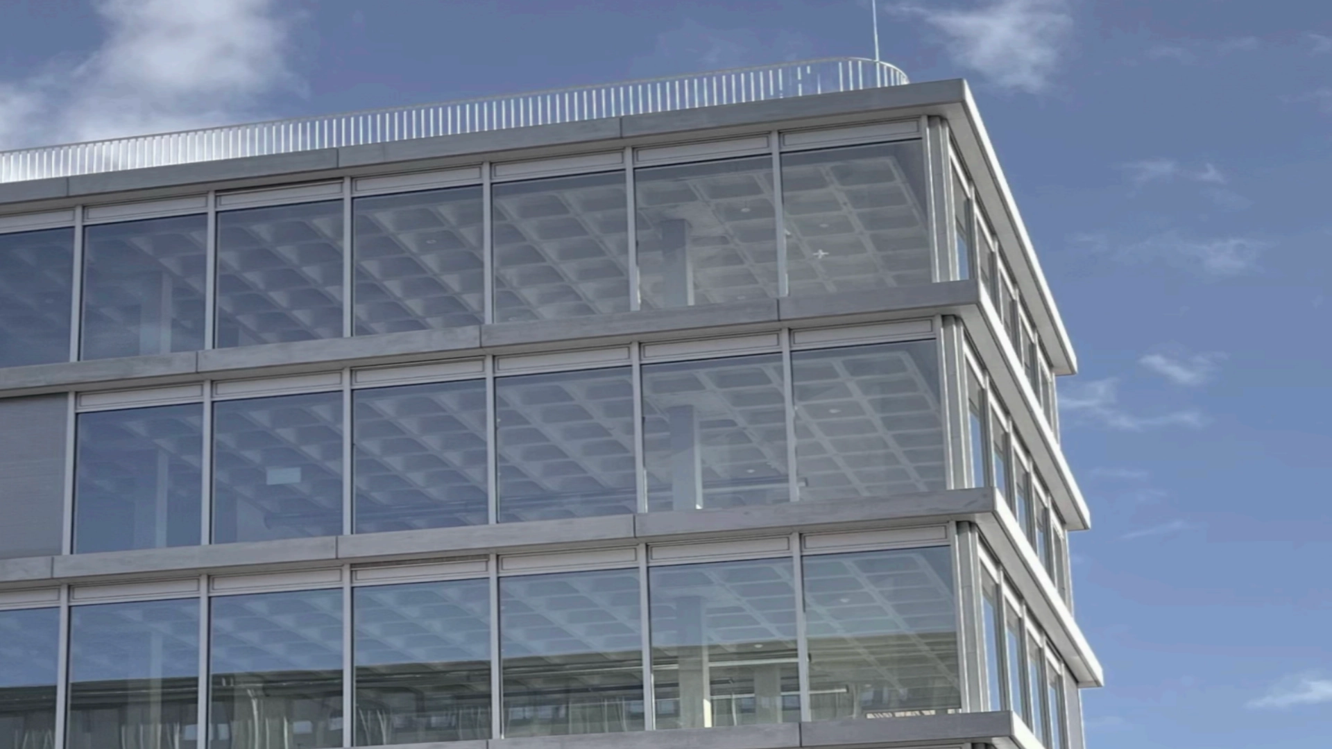 enkime_16x9_1920x1080_300kb_building_q100